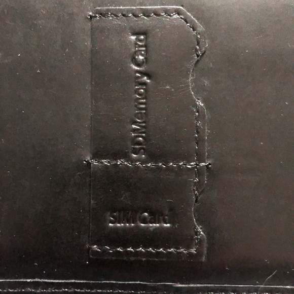 Passport case - Picture 5 of 11